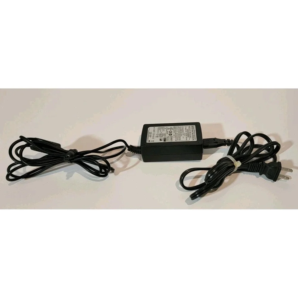 Power Supply Adapter APD DA-24B12 AC Power 12V 2A Power Supply 24W w/PC OEM